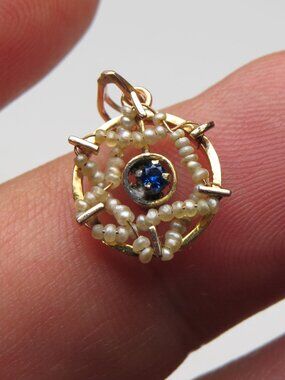 14k Saphire & Pearls Vintage Pendent